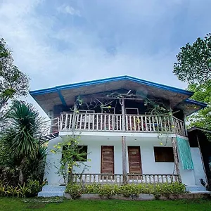La Vida Island Hostel